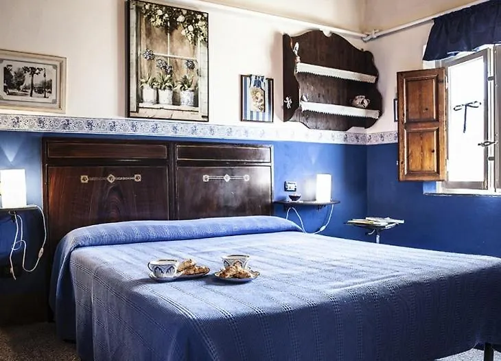 Al Piano Di Sopra Bed & Breakfast Massarosa 0*,